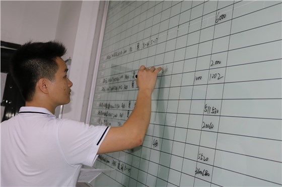 博騰納塑膠外殼模具 博騰納塑膠外殼模具