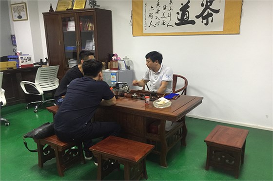 電子產(chǎn)品開模，就找深圳博騰納精密塑膠模具廠！