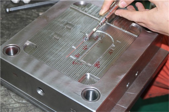 博騰納深圳塑膠模具廠&mdash;&mdash;博騰納13道質(zhì)檢工序，品質(zhì)有保障