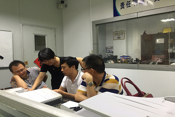 塑膠模具廠&mdash;&mdash;博騰納 在制作模具的道路上精益求精