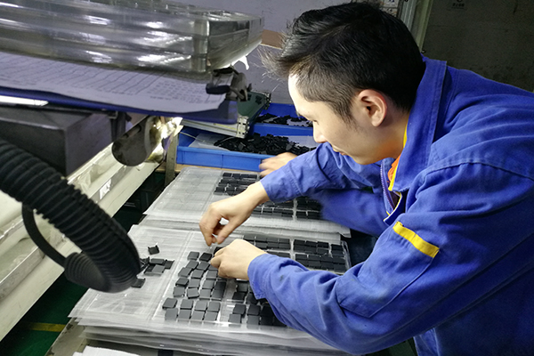 藍(lán)牙耳機(jī)模具廠&mdash;&mdash;2018提前開(kāi)啟放假模式對(duì)廠家是否有影響？