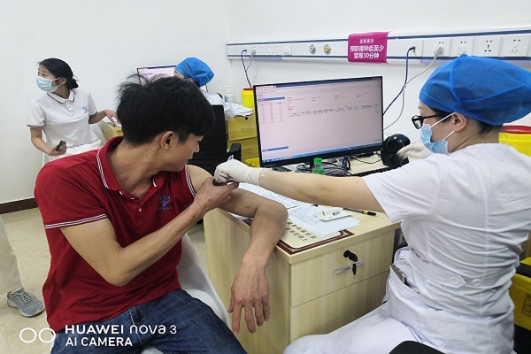 12年精工細(xì)作只為呈現(xiàn)高品質(zhì)產(chǎn)品&mdash;&mdash;博騰納塑膠模具廠